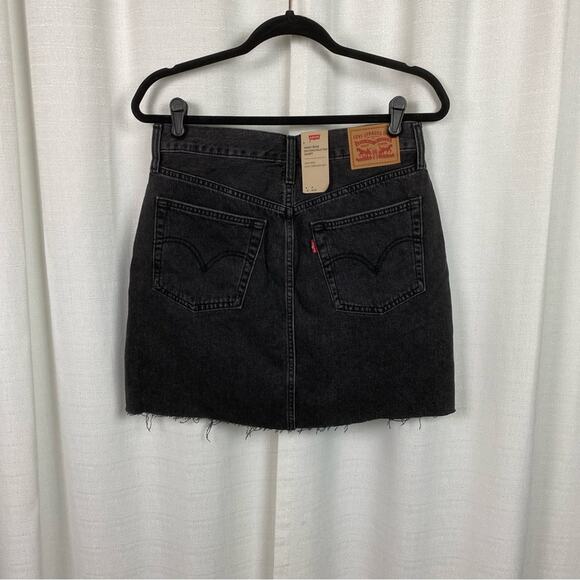 Levi’s Black High Rise Deconstructed Denim Mini Skirt Sz.29 NWT - Picture 9 of 12
